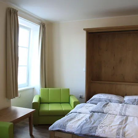 Satlava Apartament *