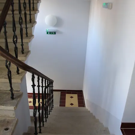 Apartament Satlava *
